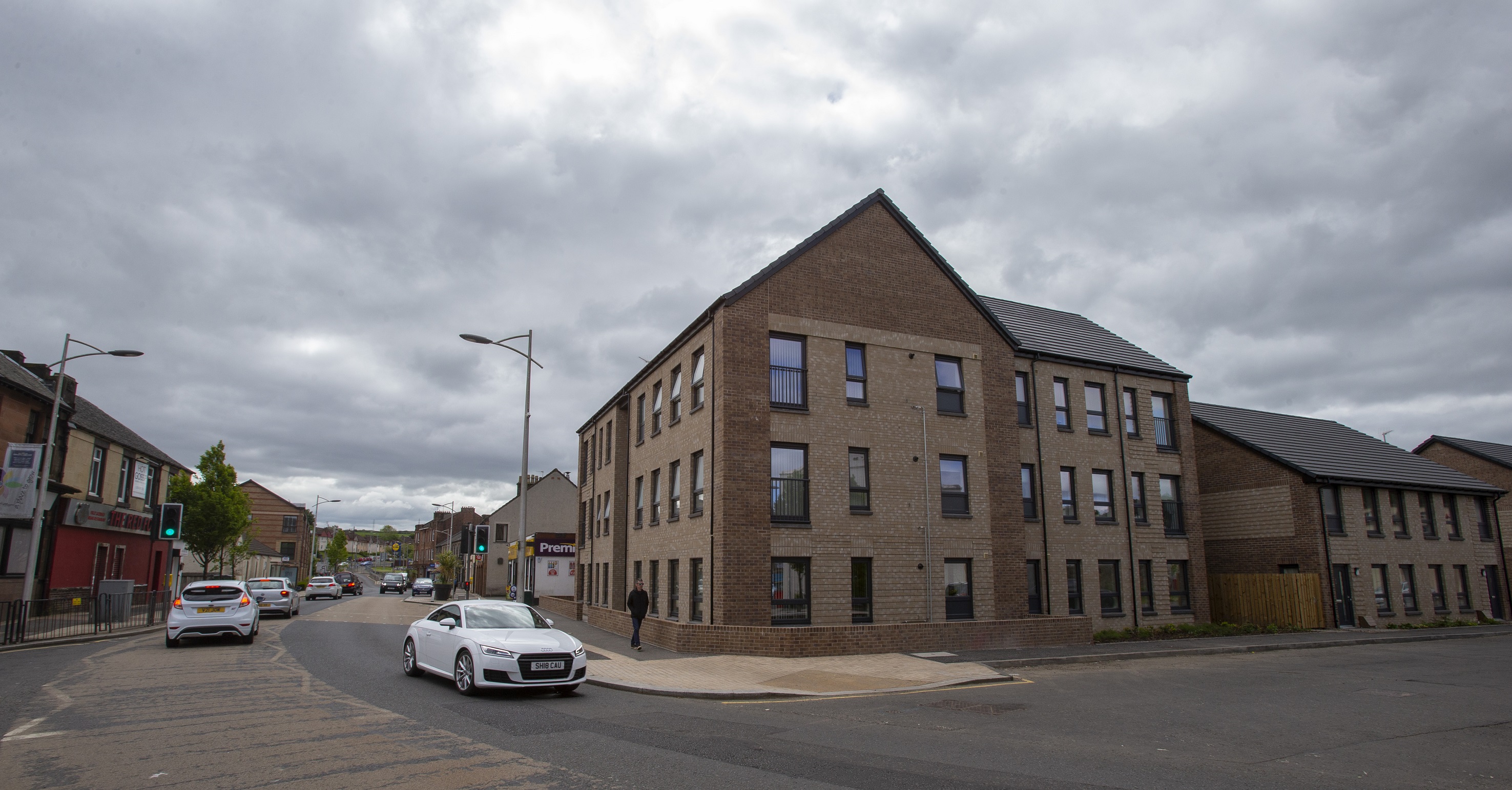 new-east-renfrewshire-council-homes-handed-over-to-tenants-scottish